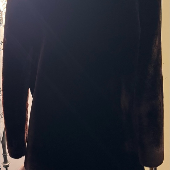 Vintage Shearling | Red Fox Fur Trim - Picture 10 of 13